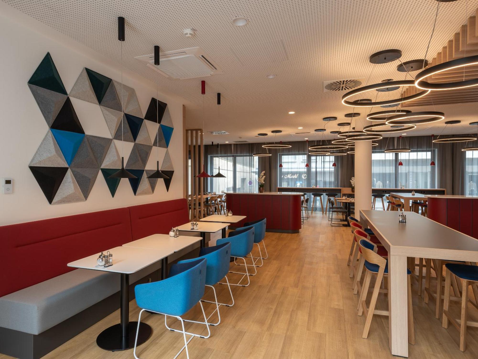 Holiday Inn Express Heilbronn By Ihg Exterior foto